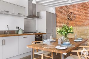 Photo 20- click for photo gallery